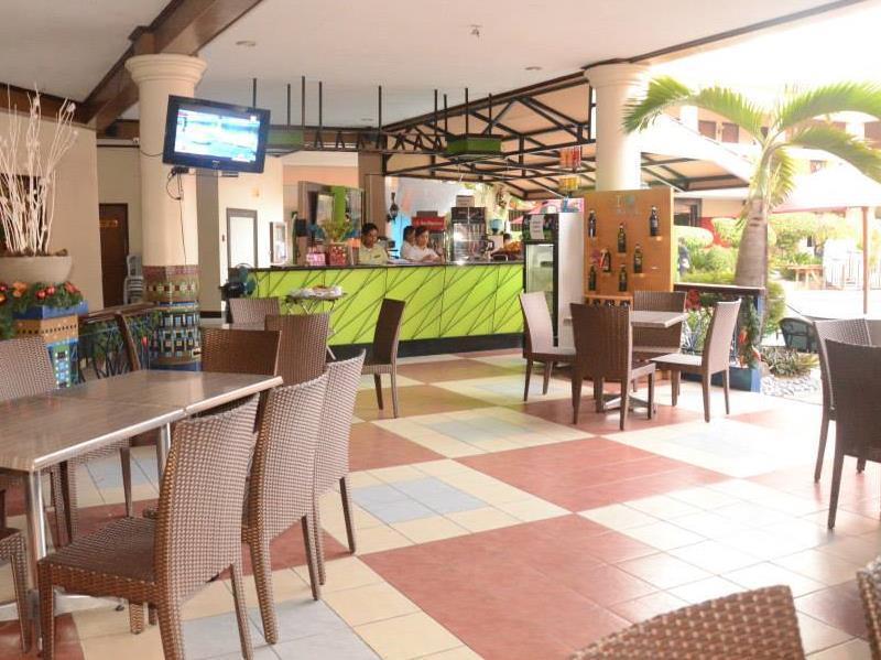 La Maja Rica Hotel Tarlac City Exteriér fotografie