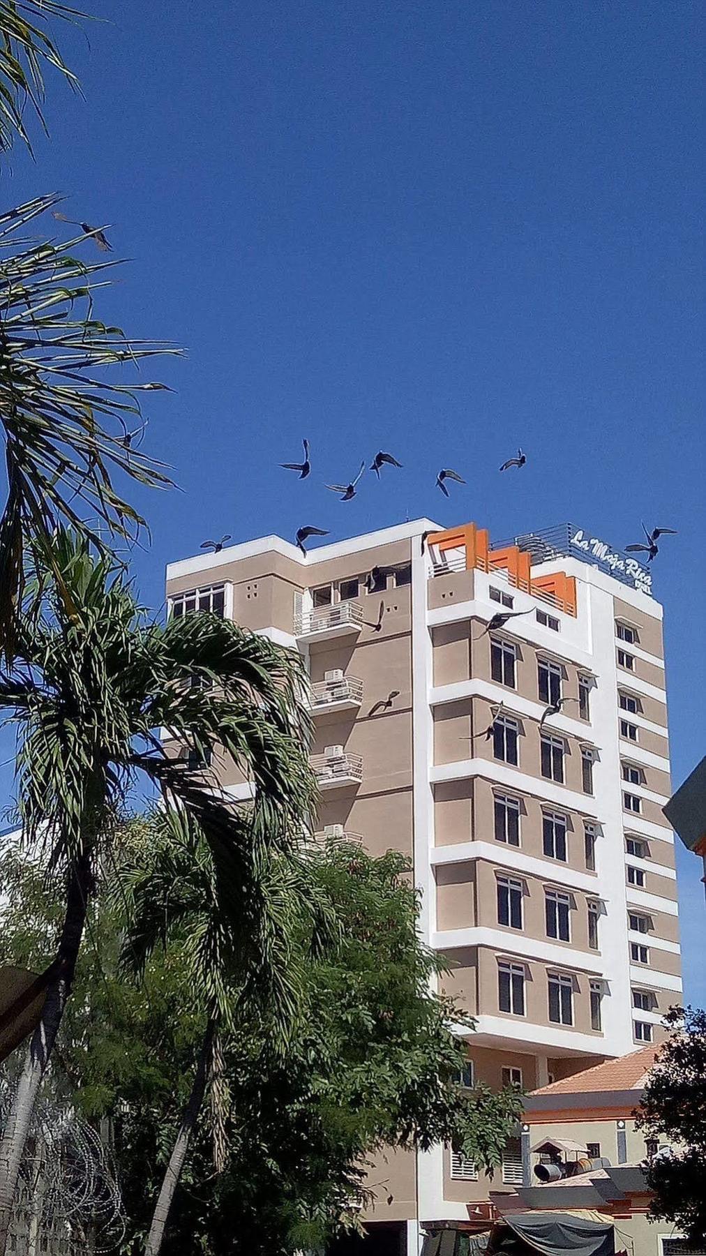 La Maja Rica Hotel Tarlac City Exteriér fotografie