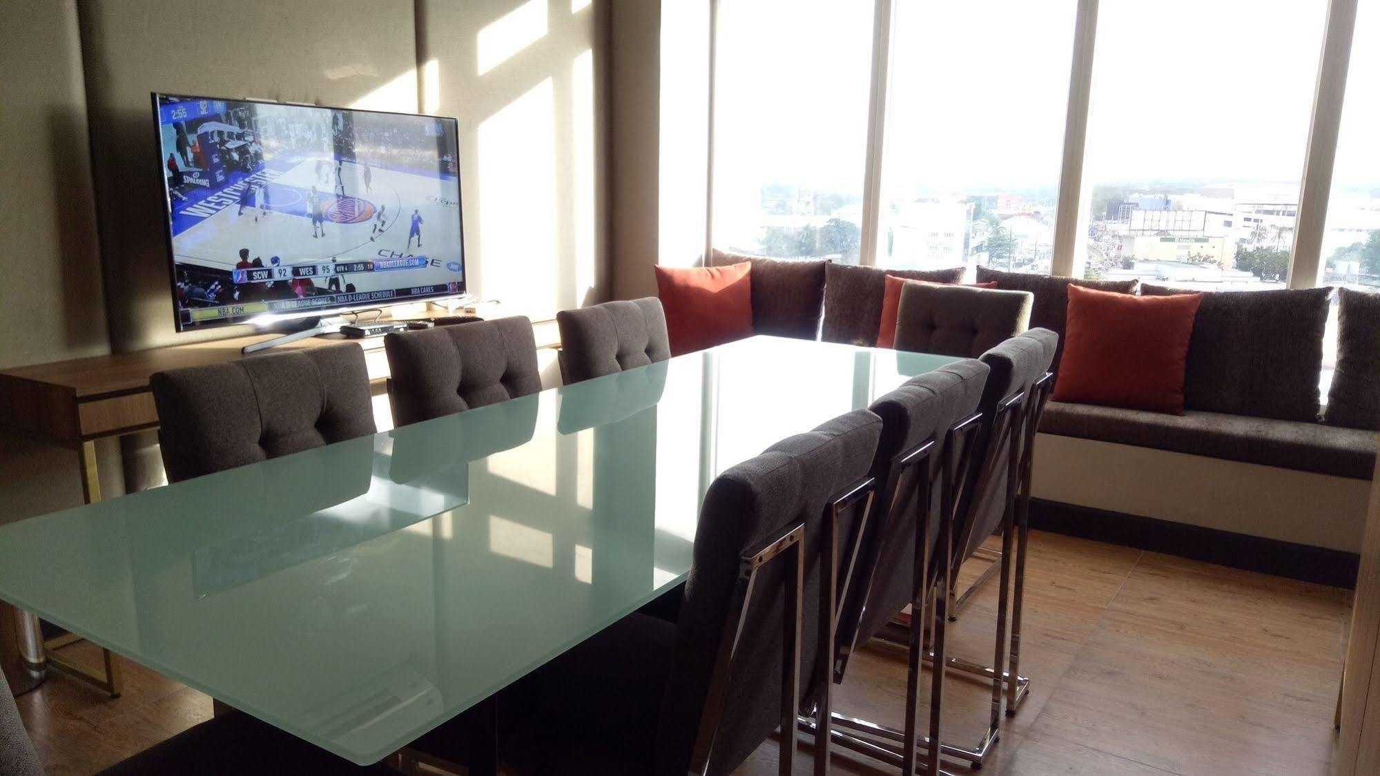 La Maja Rica Hotel Tarlac City Exteriér fotografie