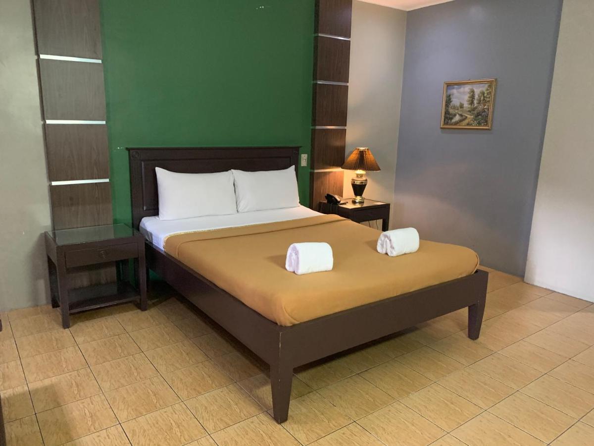 La Maja Rica Hotel Tarlac City Exteriér fotografie