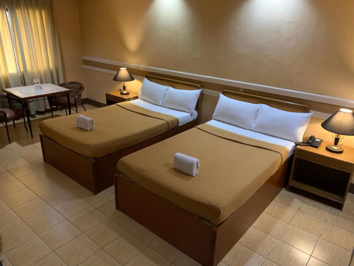 La Maja Rica Hotel Tarlac City Exteriér fotografie